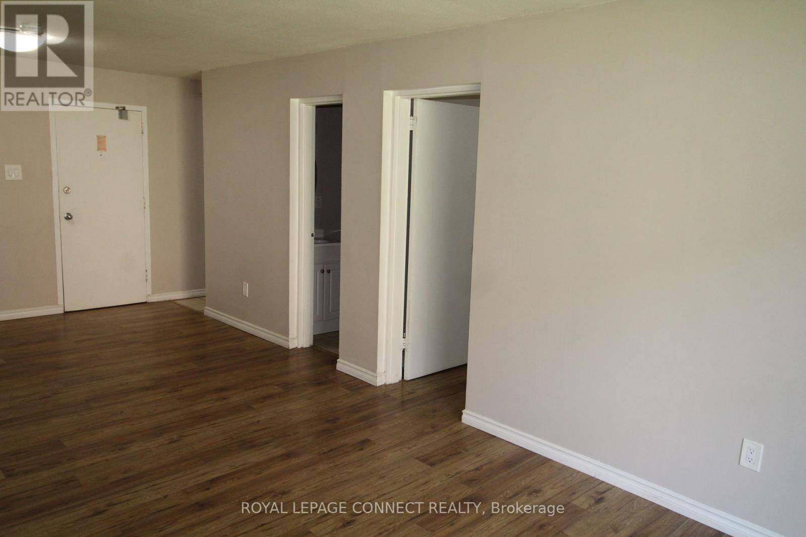 North Perth (listowel), ON N6W1S4,633 Barber AVE North #04