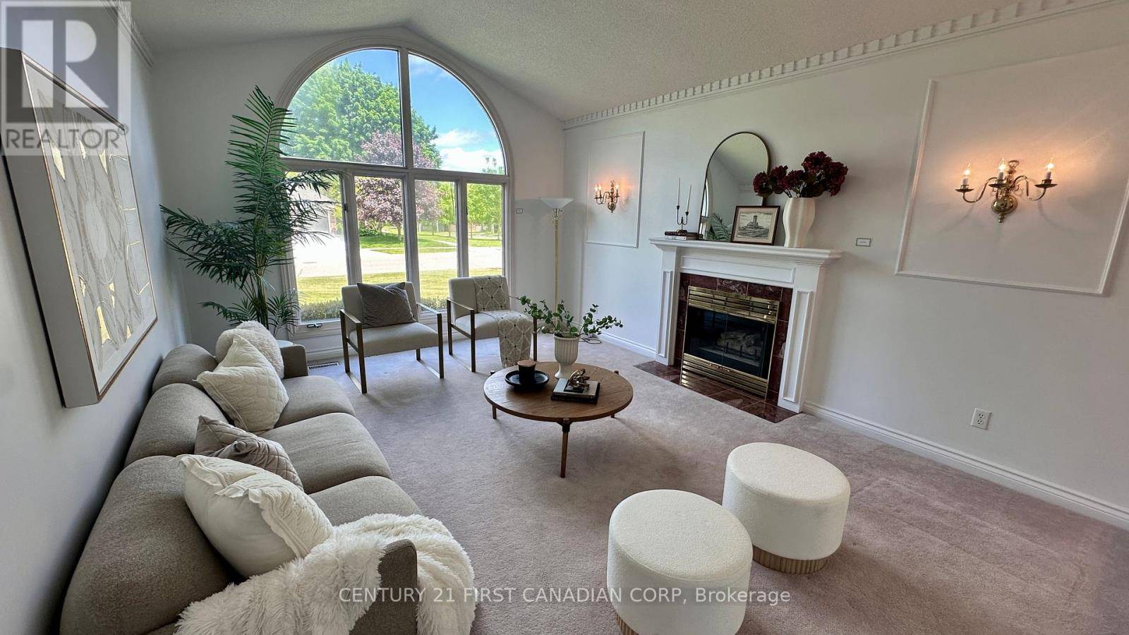 London South (south B), ON N6K4B6,212 TIMBER DRIVE
