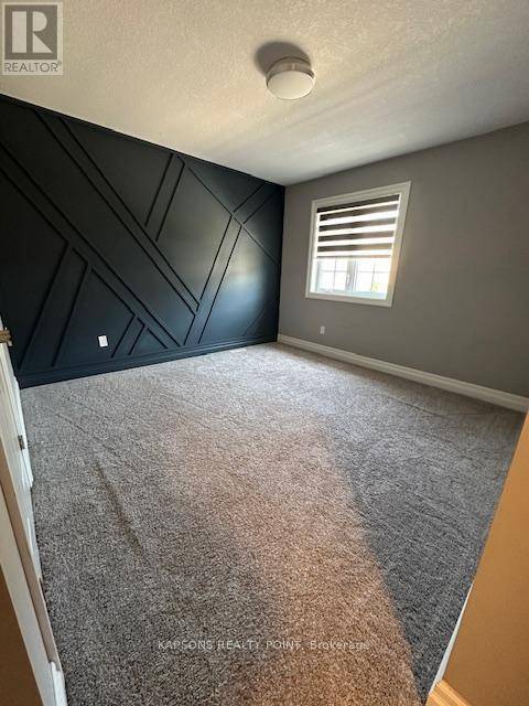 London South (south U), ON N6M0G4,2619 SHEFFIELD BOULEVARD