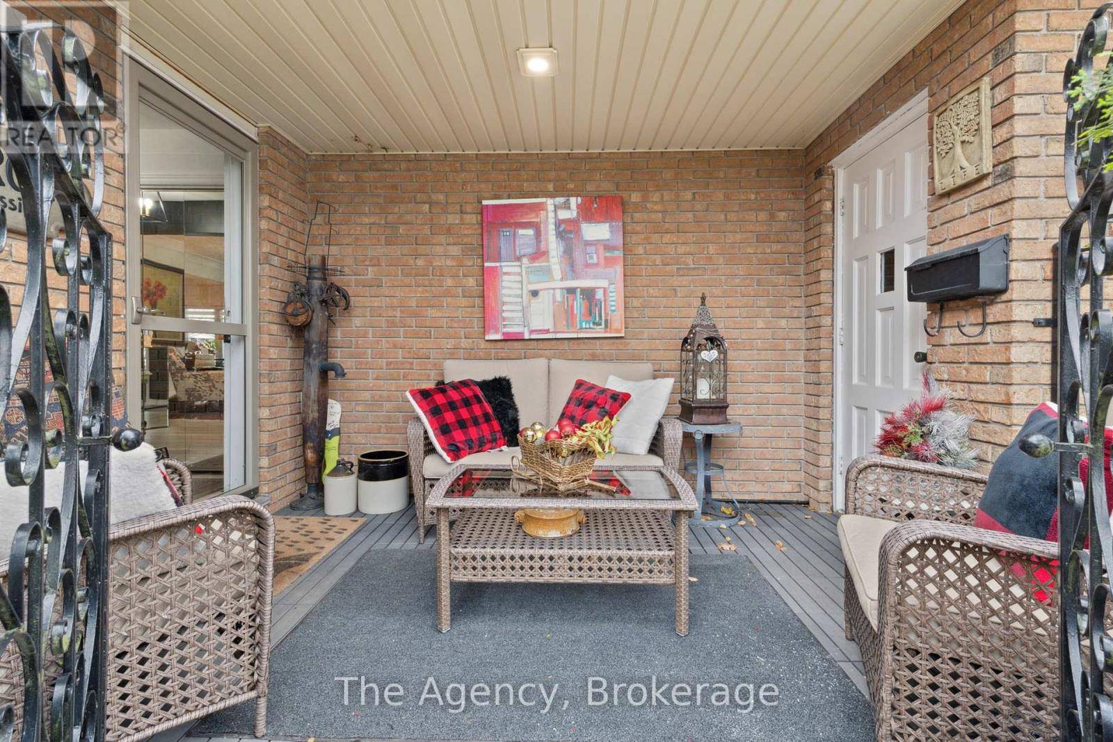 Welland (prince Charles), ON L3C5S3,89 ENDICOTT TERRACE