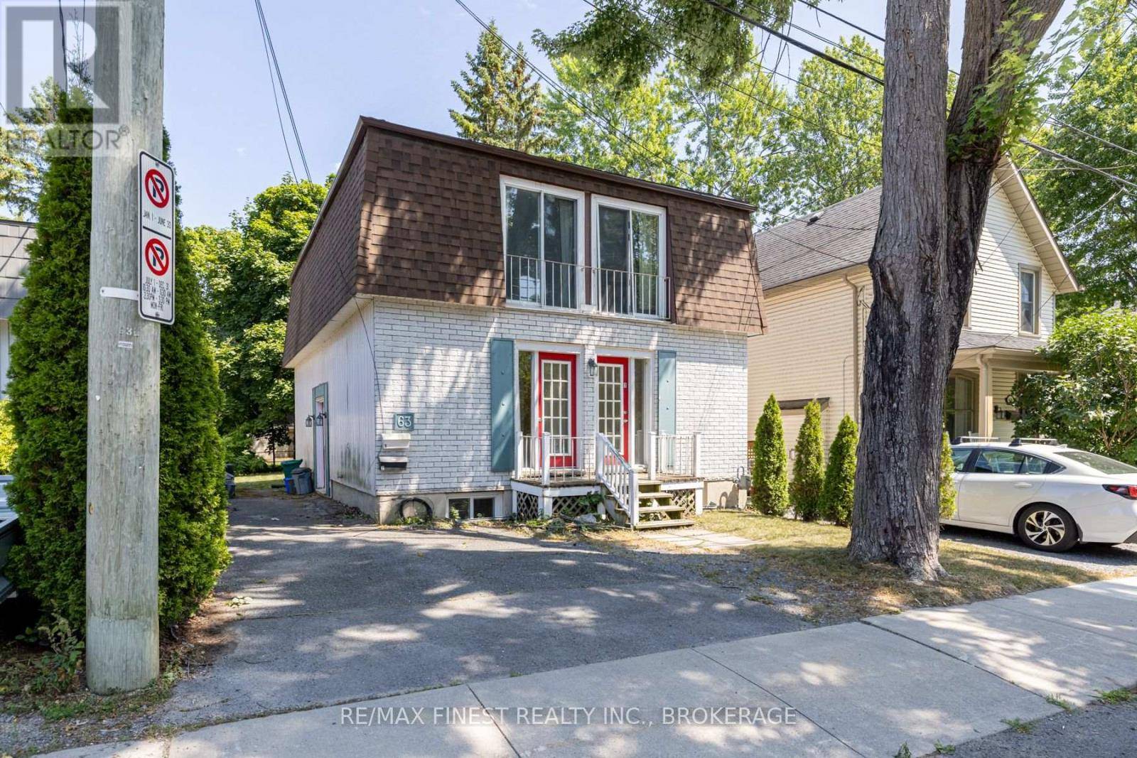 Kingston (central City East), ON K7L4L3,63 LIVINGSTON AVENUE