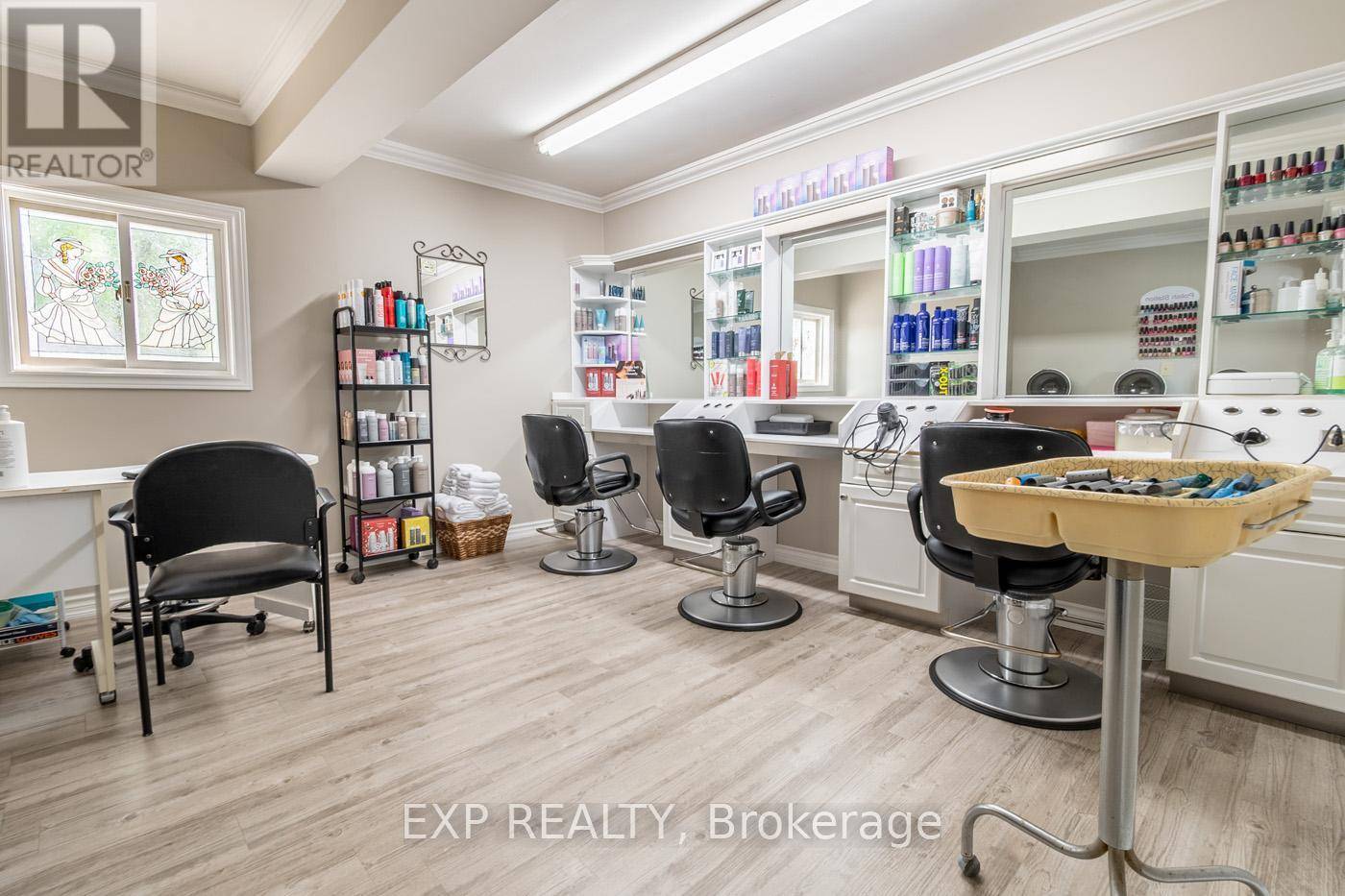 St. Catharines (burleigh Hill), ON L2T1P8,126 TOWN LINE ROAD W