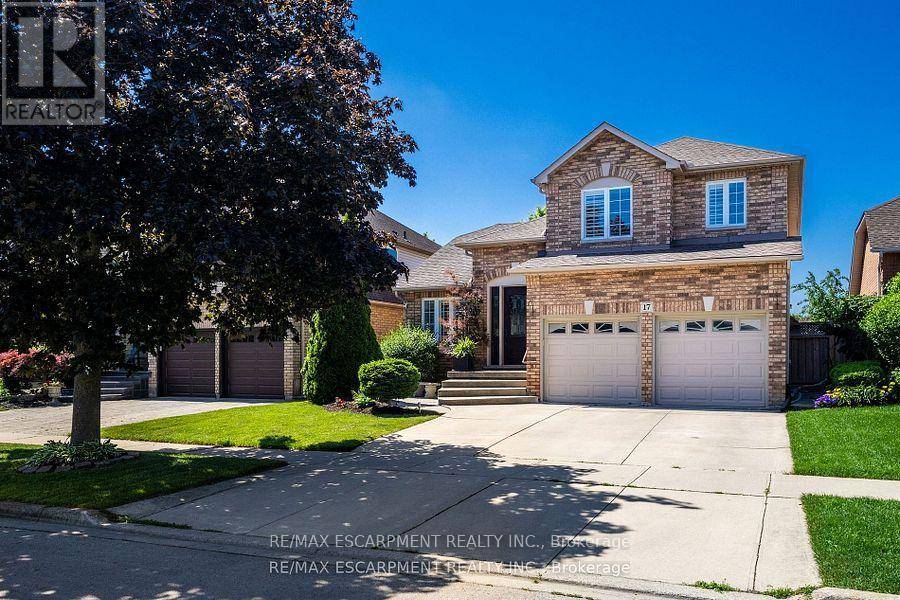 Hamilton (stoney Creek), ON L8J3R3,17 HILLGARDEN DRIVE