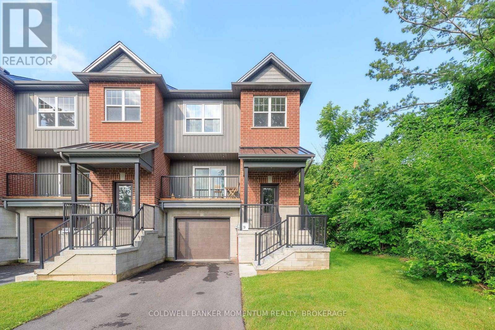 St. Catharines (oakdale), ON L2P2L7,153 B MOFFATT ST #B