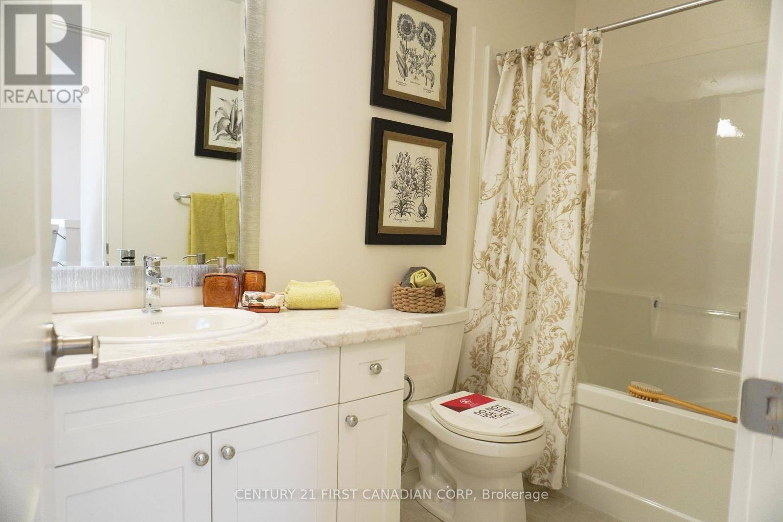 London South (south U), ON N6M0A2,522 GATESTONE ROAD