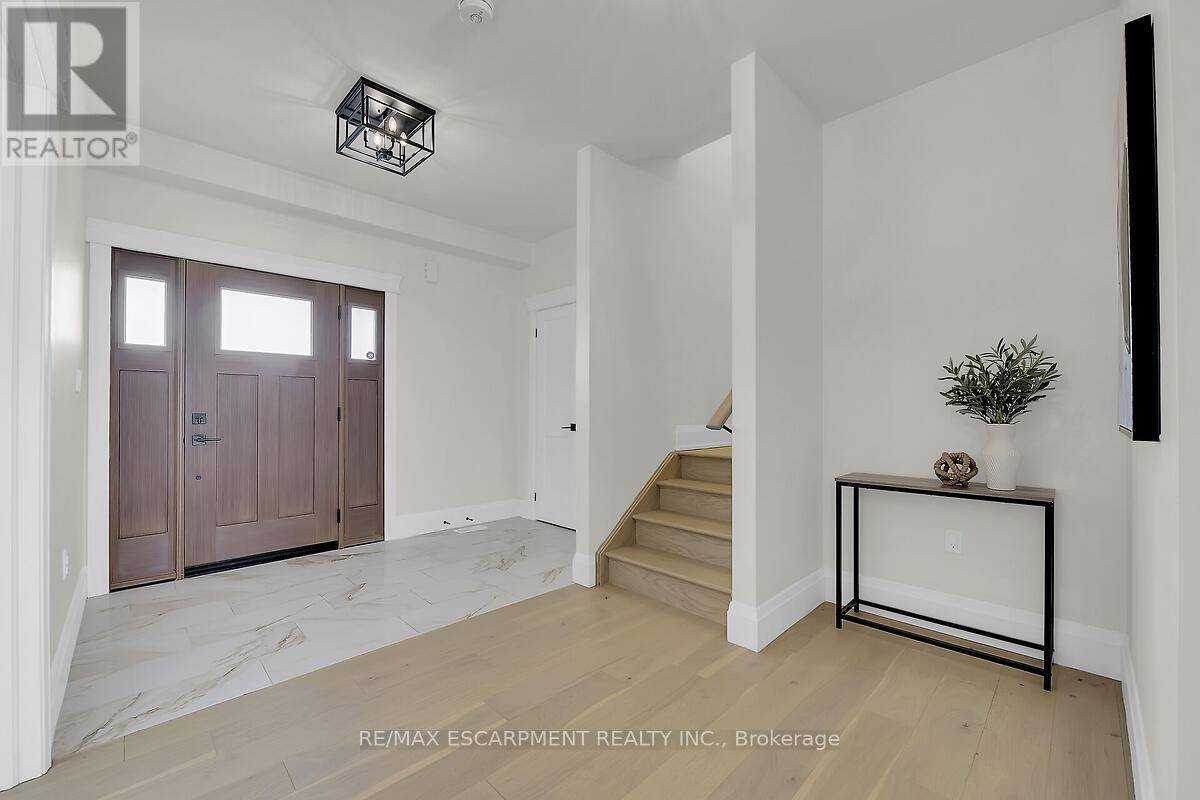 Hamilton, ON L0R1W0,8184 AIRPORT ROAD E