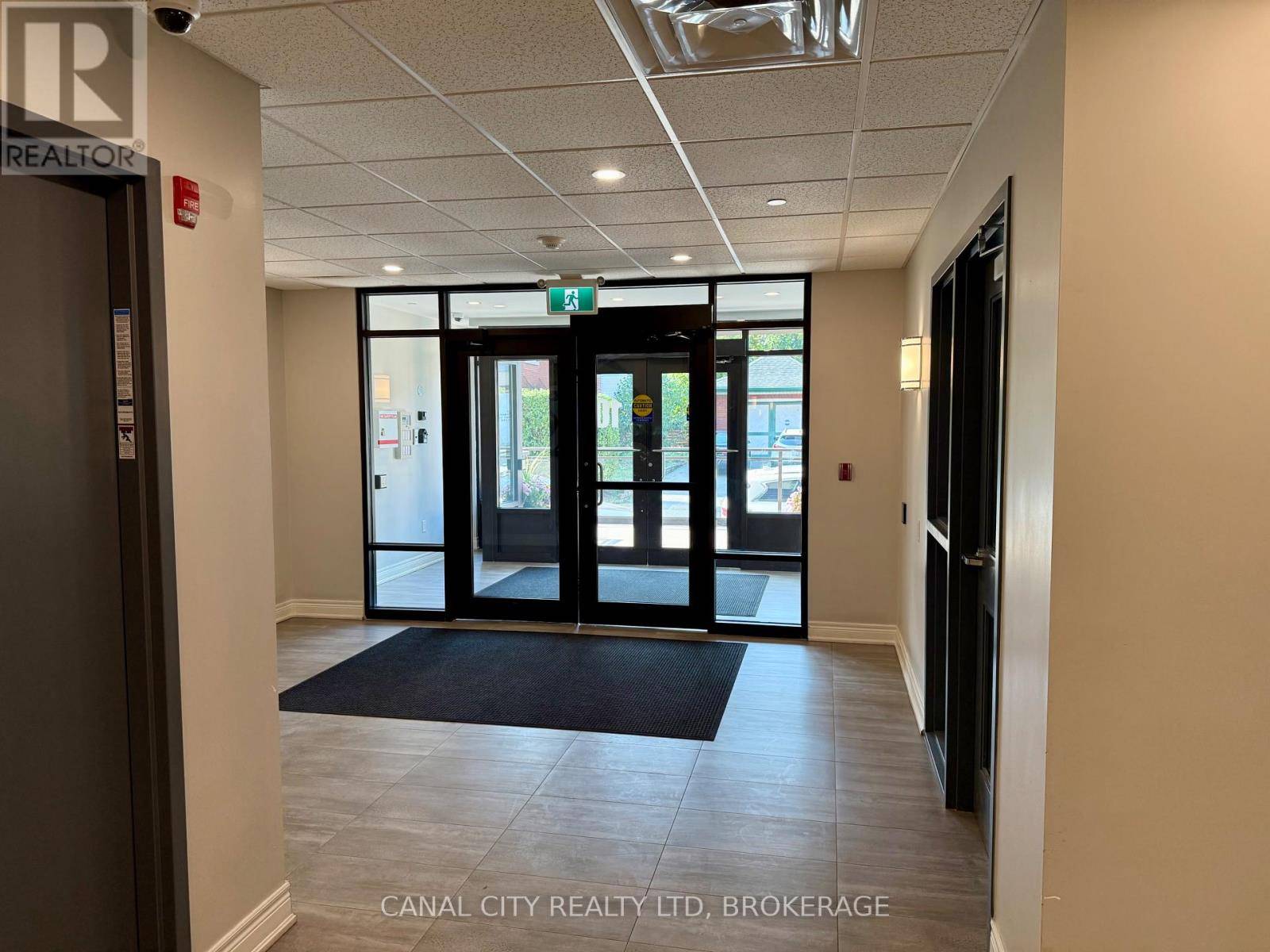 Thorold (thorold Downtown), ON L2V2E9,10 ALBERT ST East #105