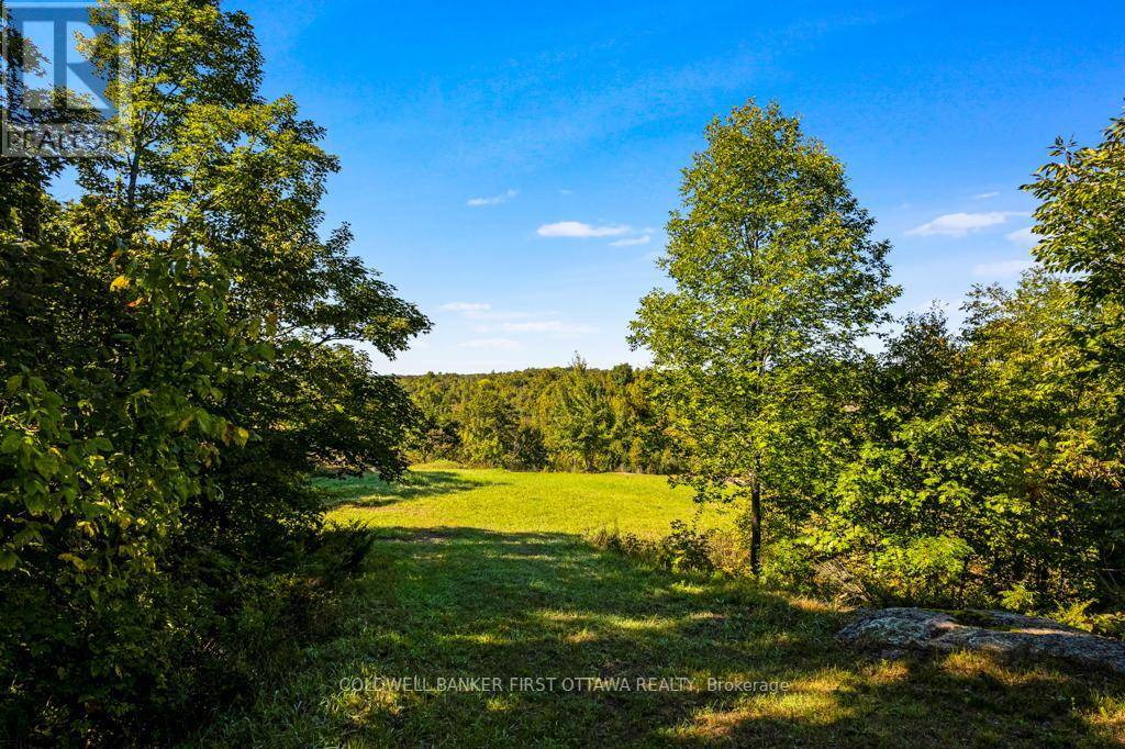 Frontenac (frontenac South), ON K0H2B0,16 GREY OWL ROAD