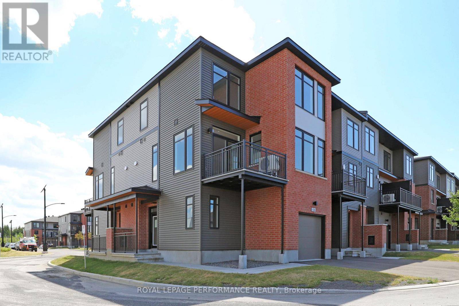 Ottawa, ON K1X0M7,1220 FLYCATCHER PRIVATE