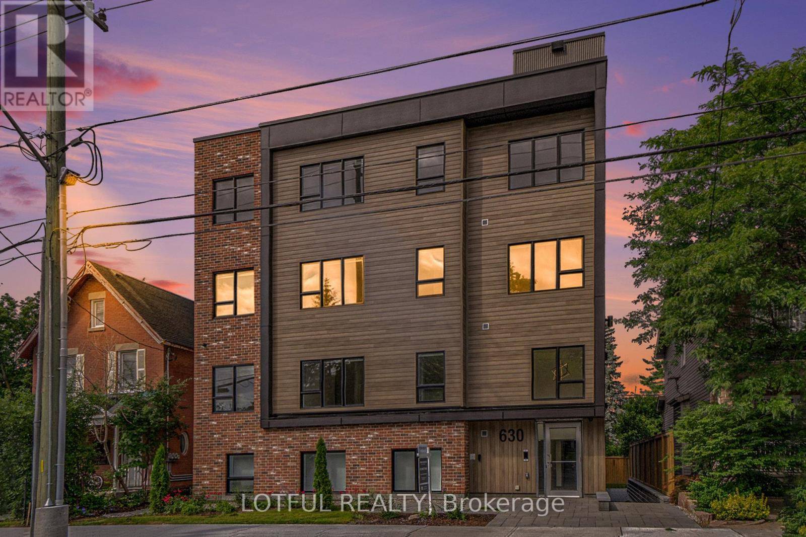 Ottawa, ON K1Z5E8,630 Churchill AVE North #203