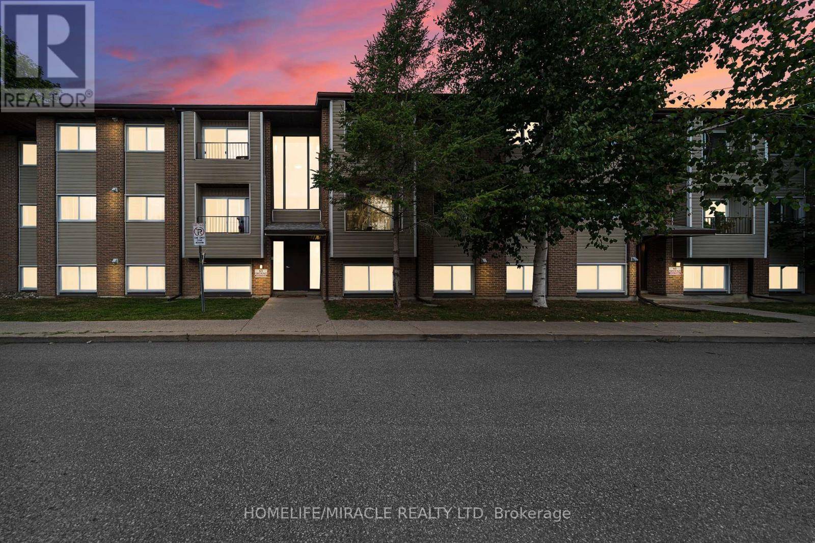 Merrickville-wolford, ON K0G1N0,323 Main ST West #305