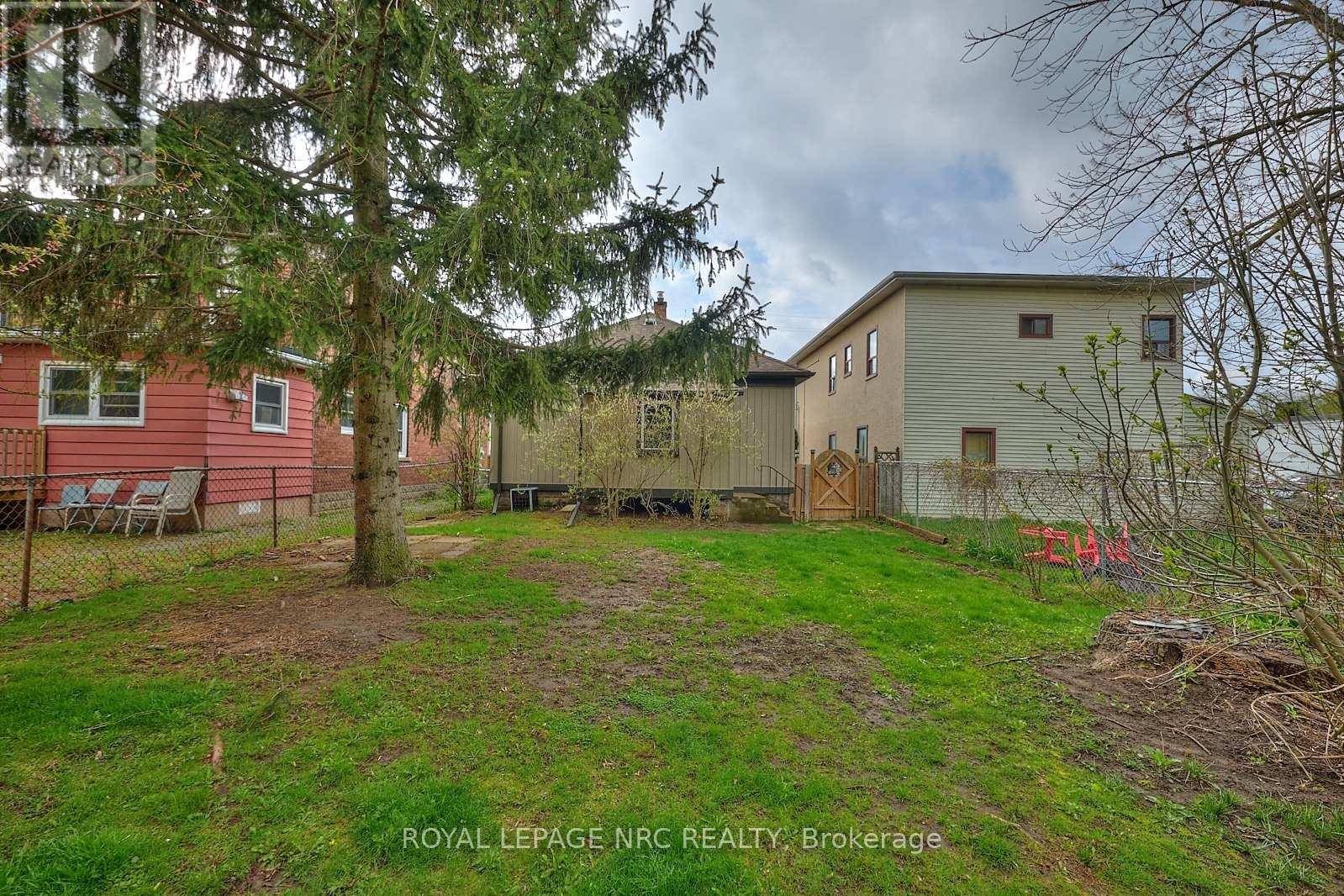 St. Catharines (downtown), ON L2R2B6,11 BEECH STREET