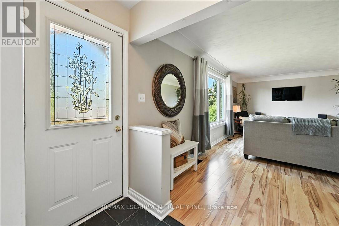 Hamilton, ON N3W2G8,8554 HALDIBROOK ROAD