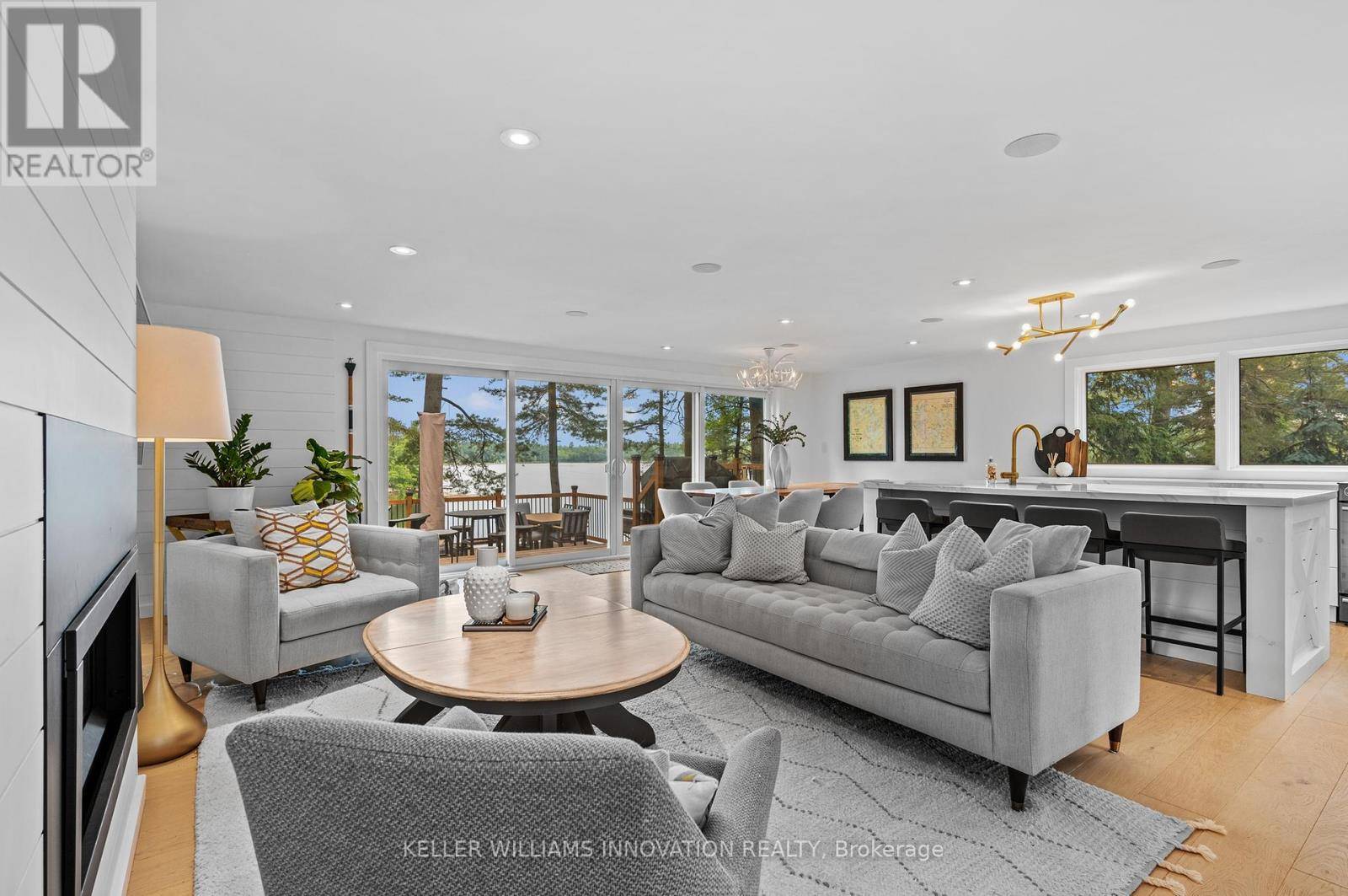 Muskoka Lakes (monck (muskoka Lakes)), ON P0B1J0,2872 MUSKOKA ROAD 118 W