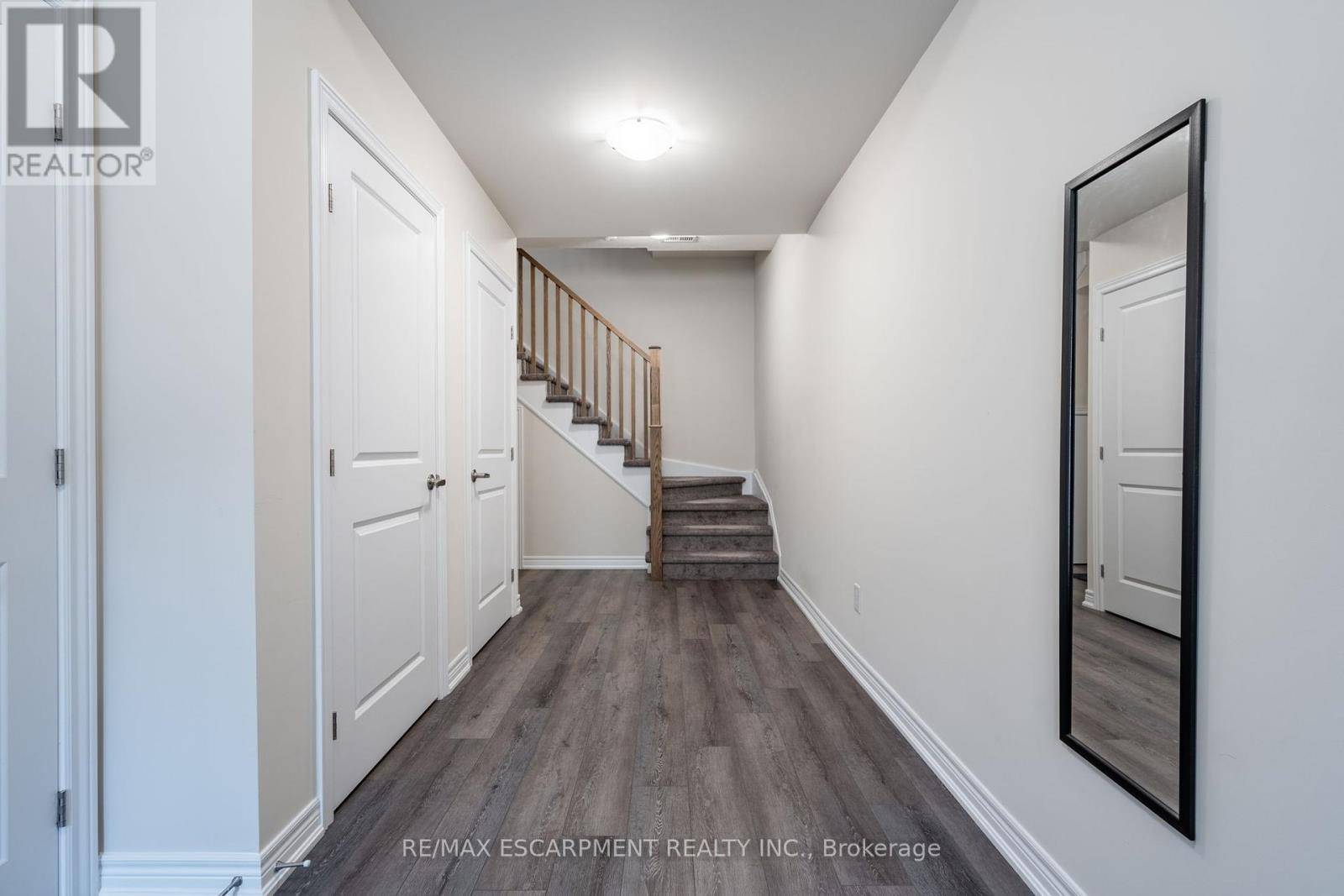 Hamilton (stoney Creek), ON L8E0K6,27 Rachel DR #36