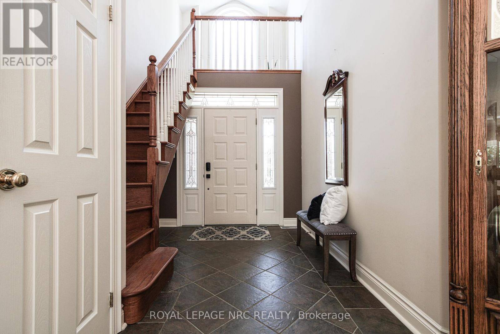 St. Catharines (lakeport), ON L2N4B4,2A JULIANA CRESCENT