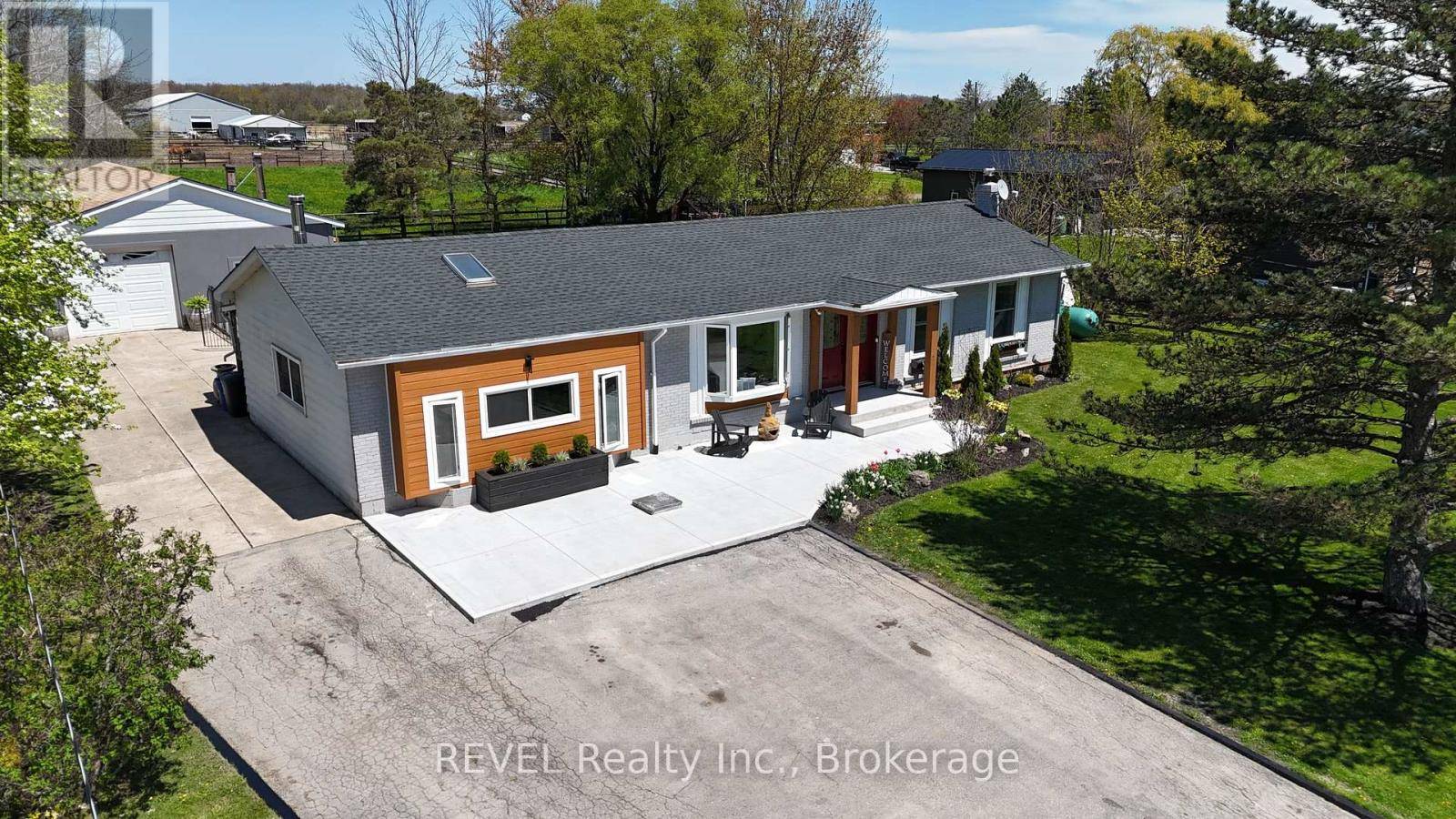 Grimsby (grimsby Escarpment), ON L3M4E7,350 KEMP ROAD W