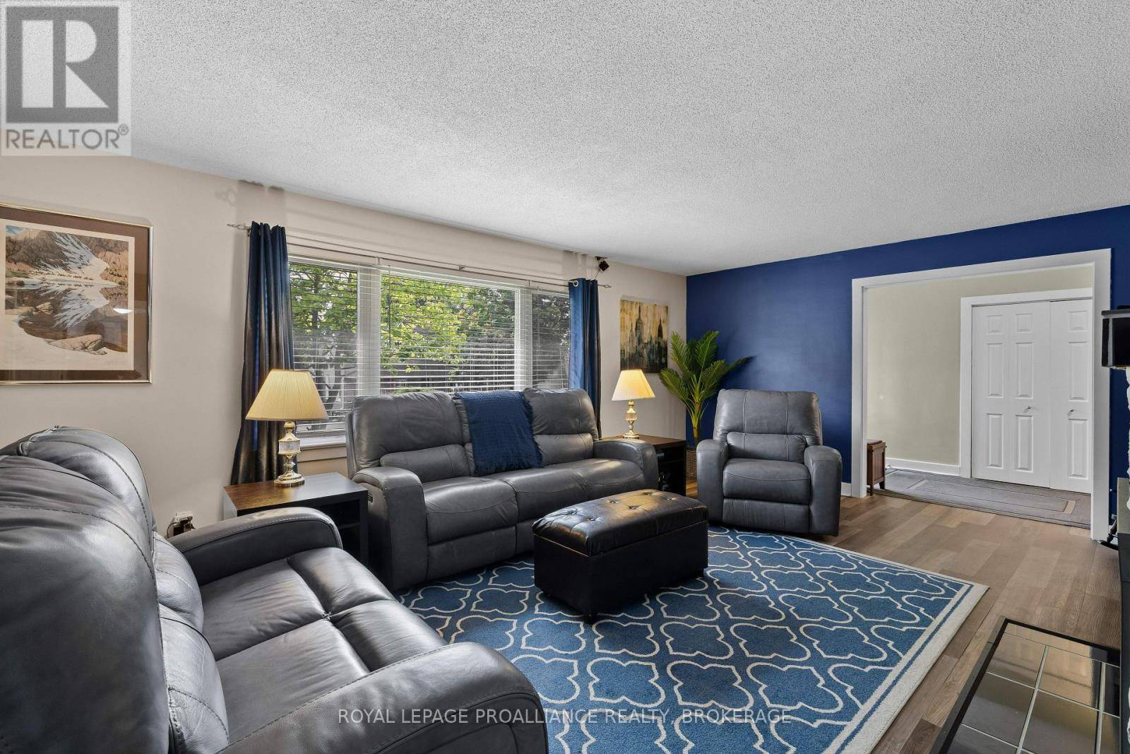 Greater Napanee (greater Napanee), ON K7R2E1,145 BRIDGE STREET W