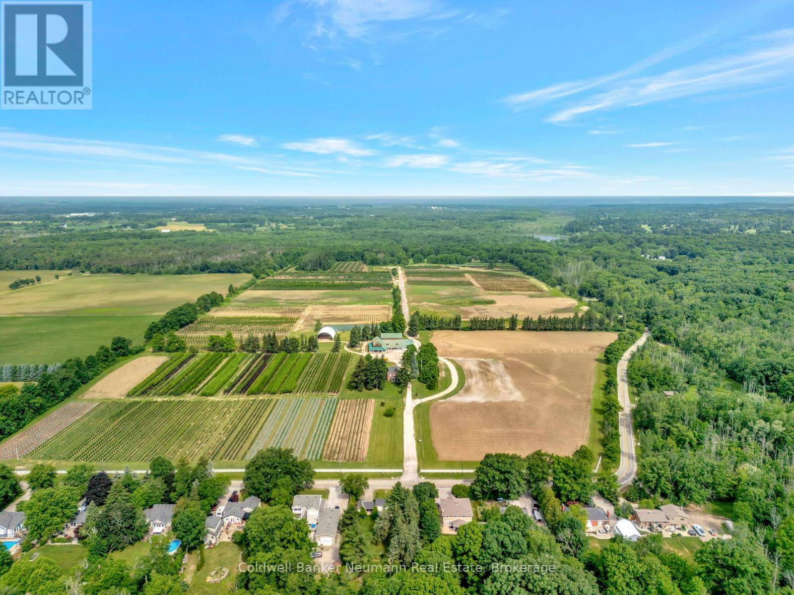 Hamilton, ON L8B0G7,573 PARKSIDE DRIVE