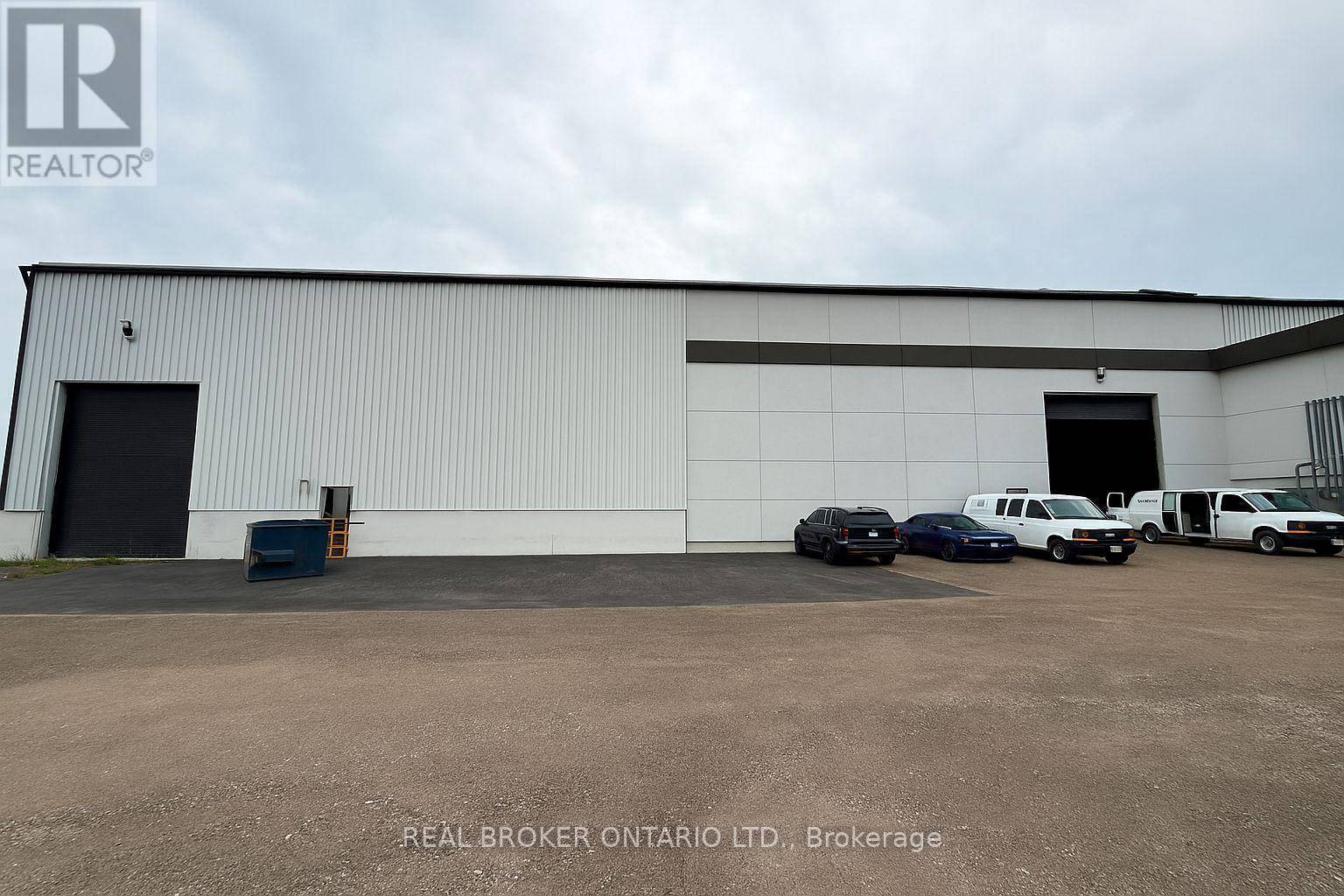 Niagara Falls (cherrywood), ON L2E7J2,4256 Carroll AVE #11