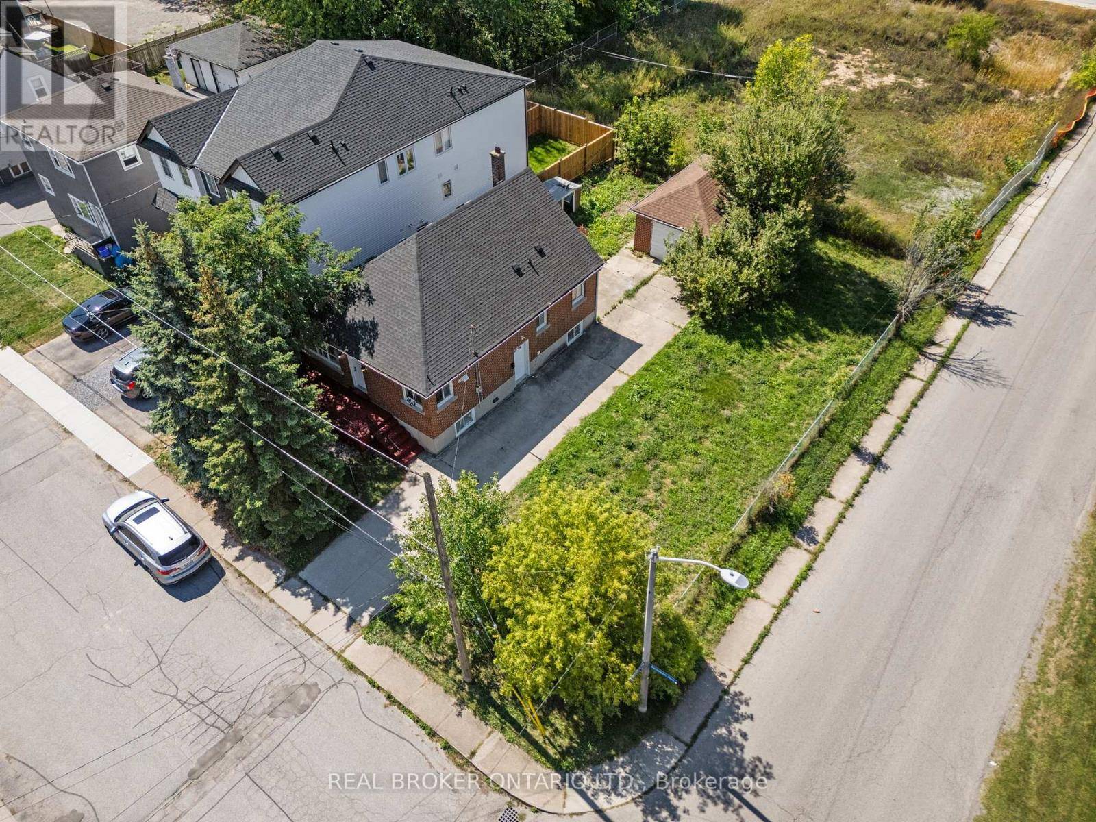 Niagara Falls (downtown), ON L2E3L8,4083 ACHESON AVENUE