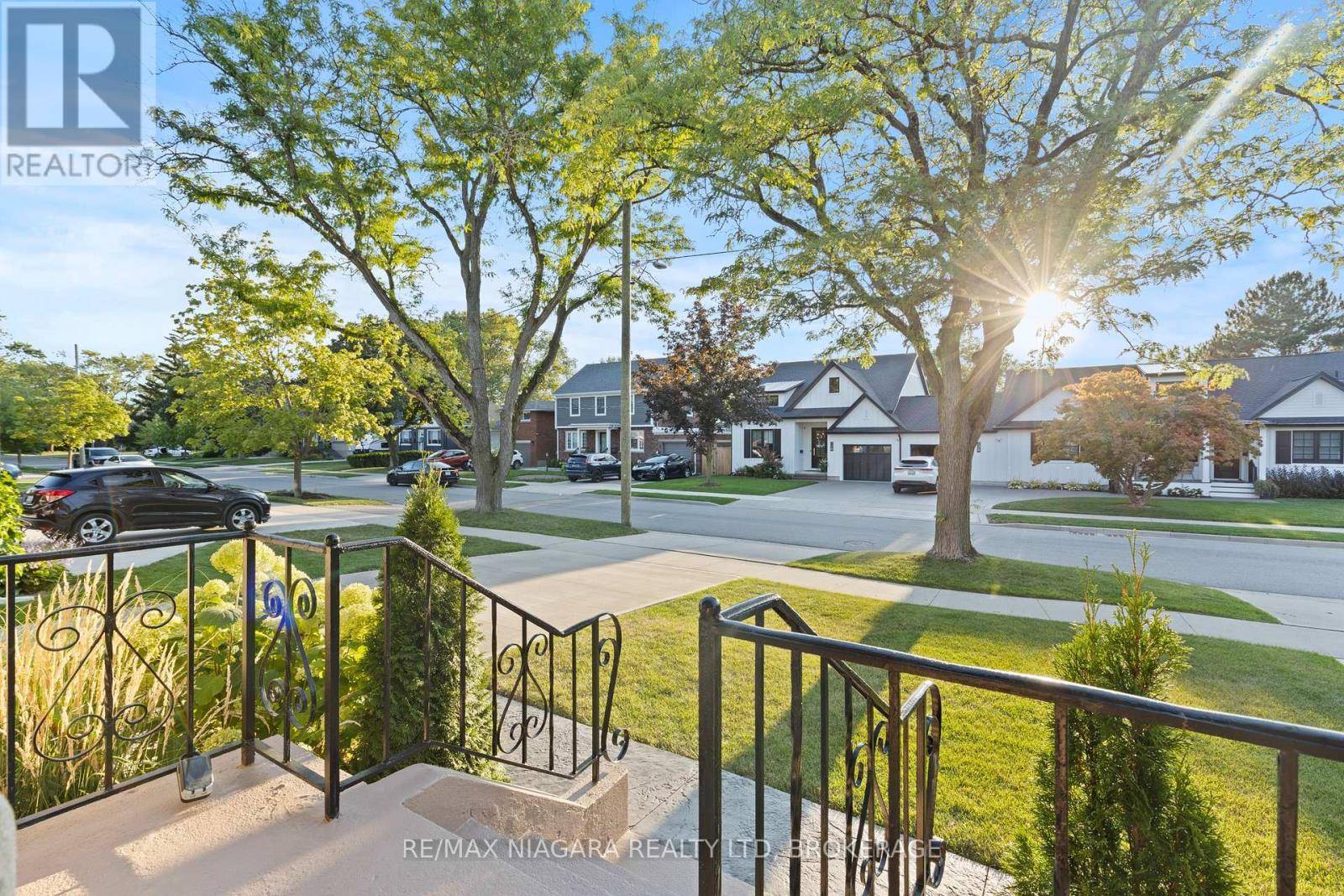 St. Catharines (old Glenridge), ON L2R4W1,123 SOUTH DRIVE