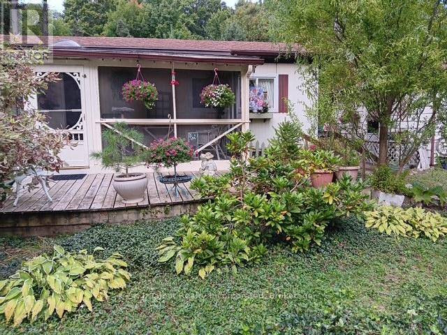 Central Huron (goderich), ON N0M1G0,213 CHESTNUT DRIVE DRIVE S