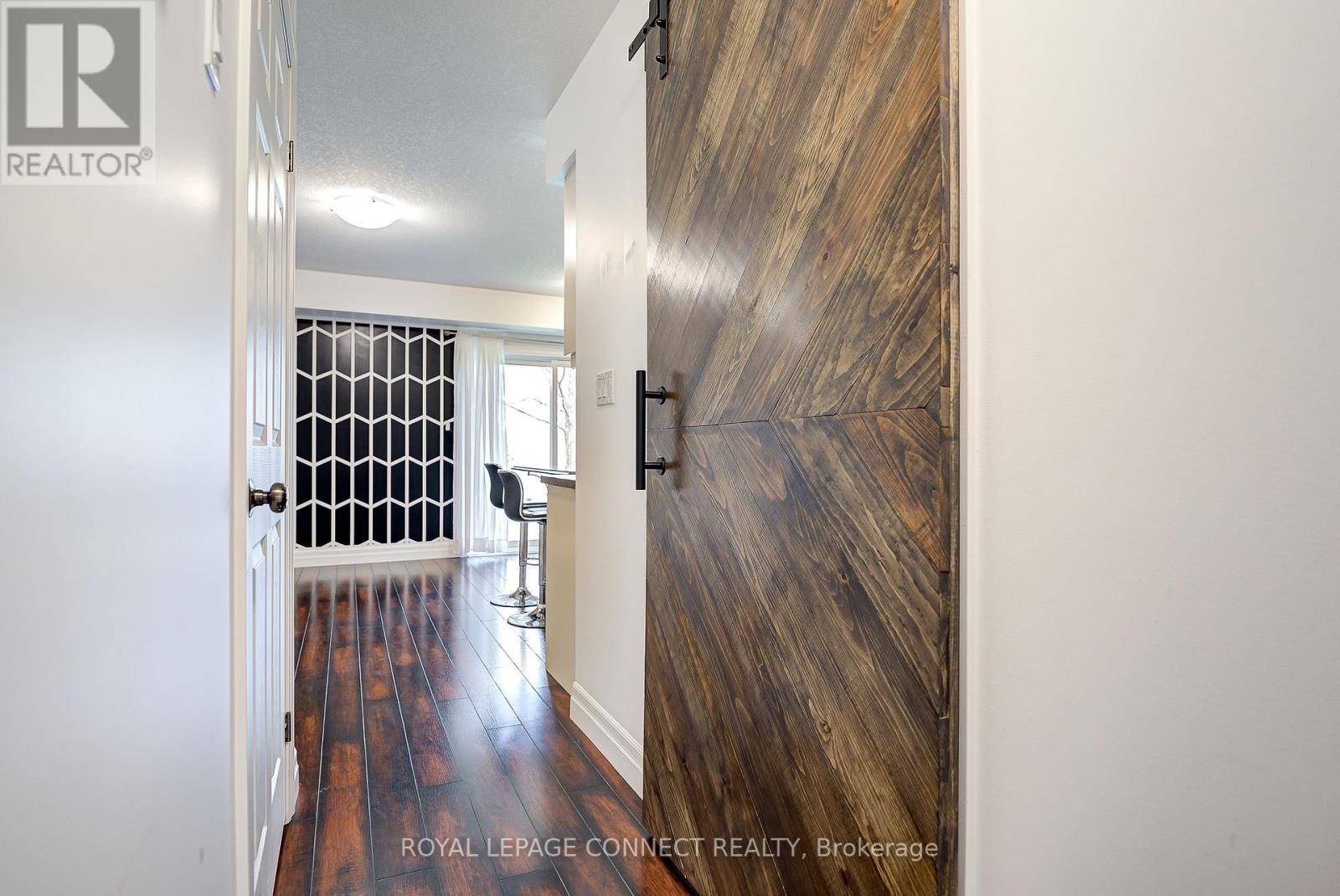 Kitchener, ON N2N0B9,1180 Countrystone DR #5B