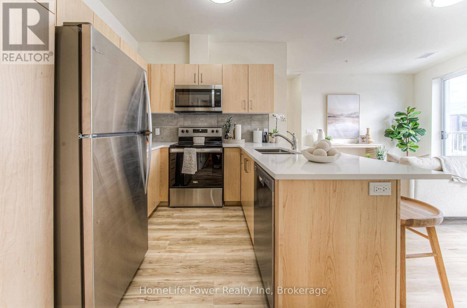 Kitchener, ON N2M5M9,301 Westmount RD #205