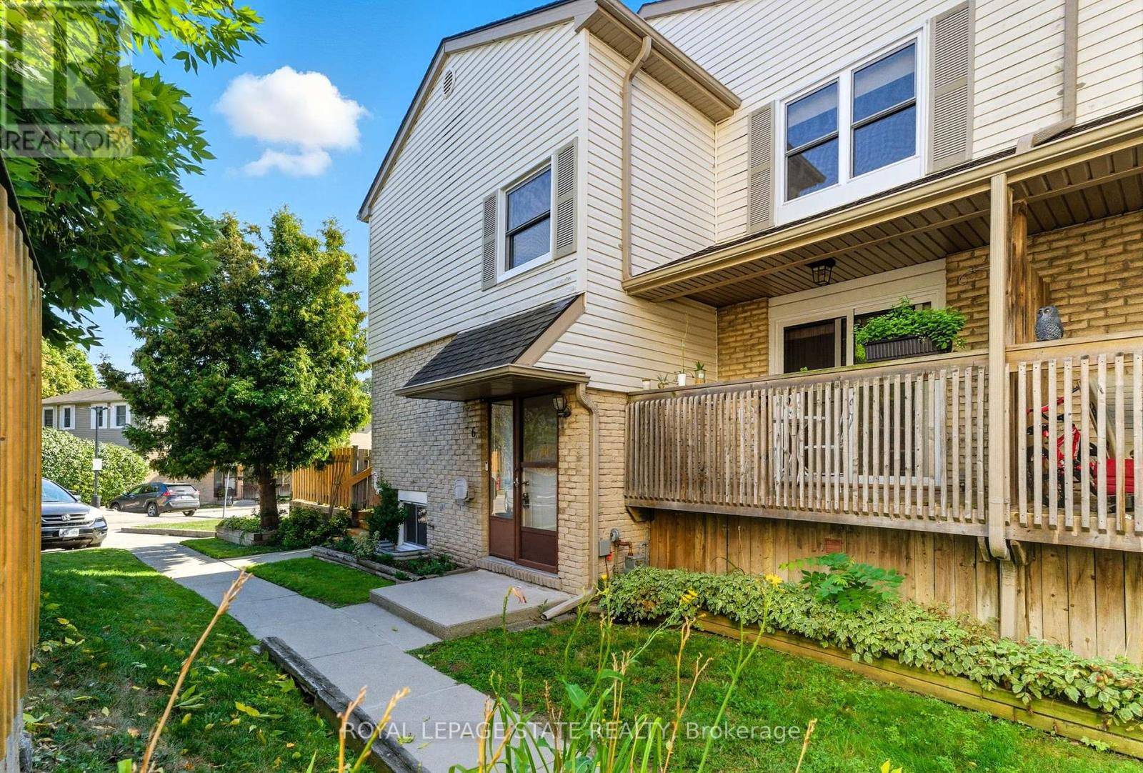 Hamilton (quinndale), ON L8W1M8,1300 Upper Ottawa ST #6