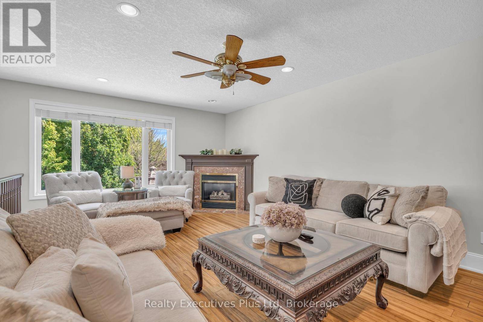 Guelph (kortright East), ON N1L1B4,45 FIELDSTONE ROAD