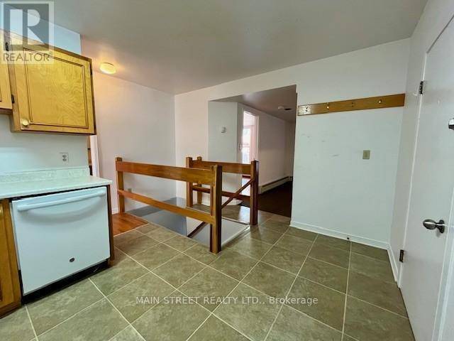 Kingston (central City East), ON K7L2N3,93 Lower Union ST #Unit 1