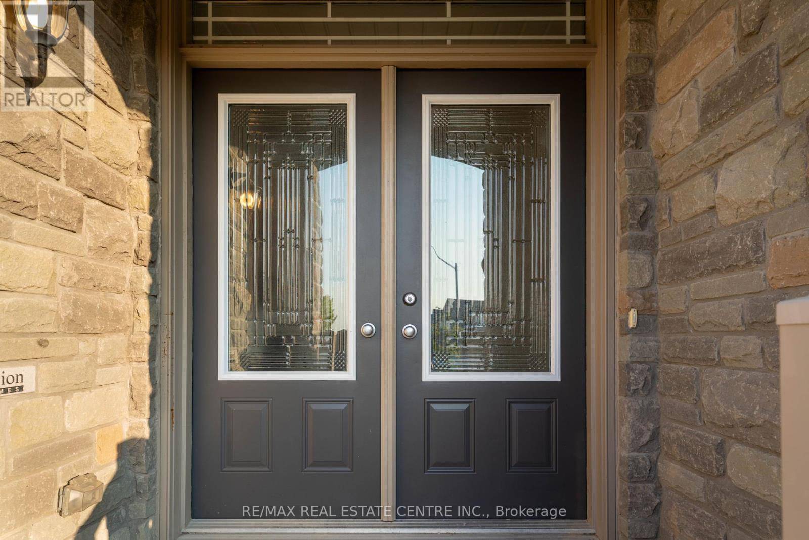 Waterloo, ON N2V0B5,408 WILD CALLA STREET