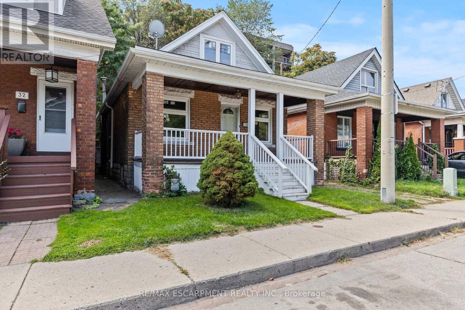 Hamilton (stinson), ON L8N1W3,30 WEBBER AVENUE