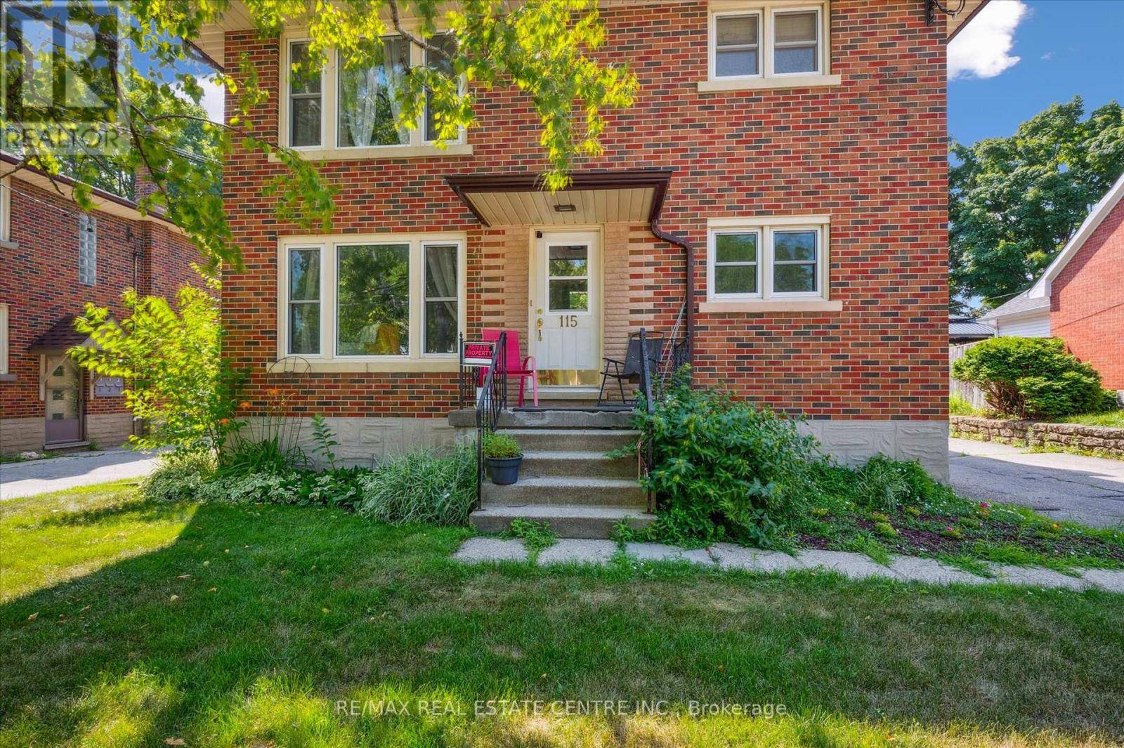 Kitchener, ON N2M1H7,115 Marlborough AVE #3