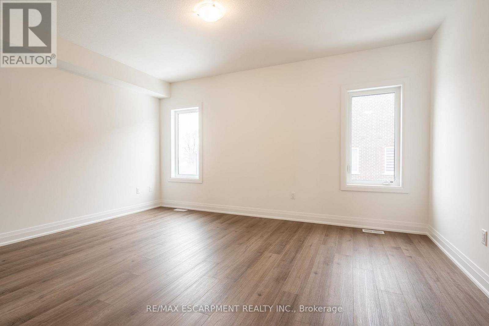 Hamilton (mount Hope), ON L0R1W0,20 CLEAR VALLEY LANE