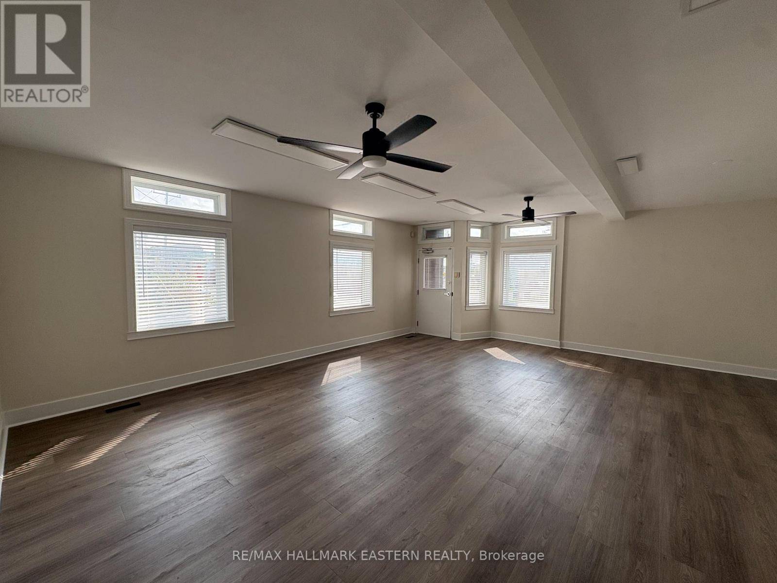 Peterborough (town Ward 3), ON K9H2L7,262 Hunter ST West #Main floor