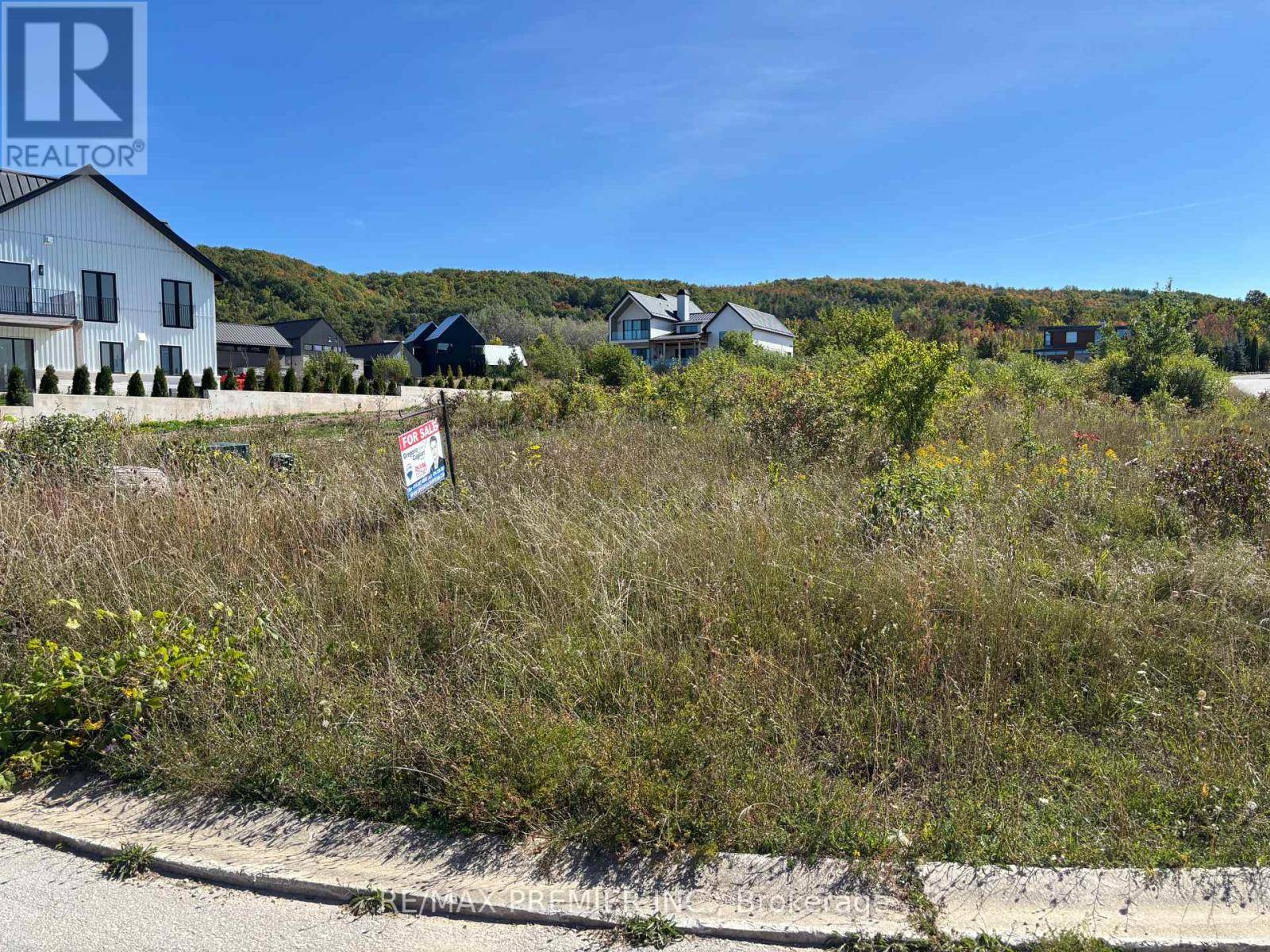 Blue Mountains, ON N0H1J0,125 MARYWARD CRESCENT