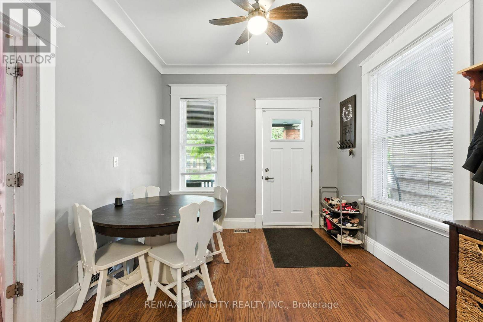 Brantford, ON N3S2J9,7 SUPERIOR STREET