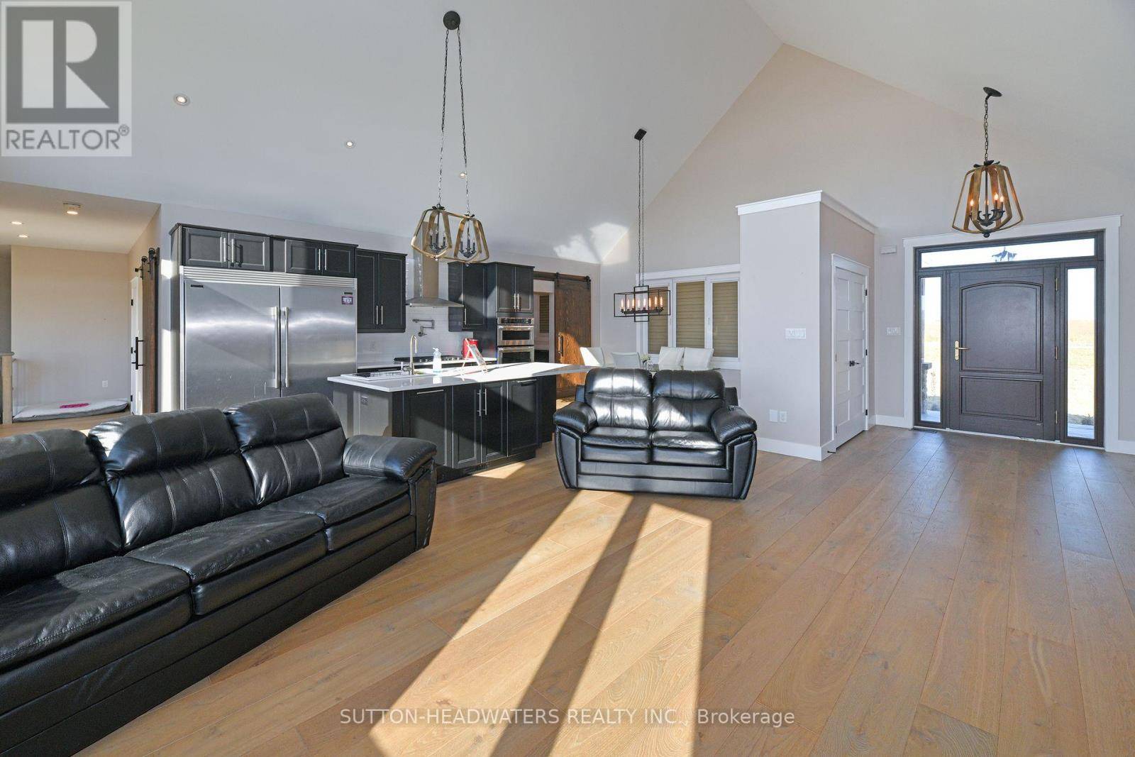 Amaranth, ON L9W0M6,374170 6TH LINE S