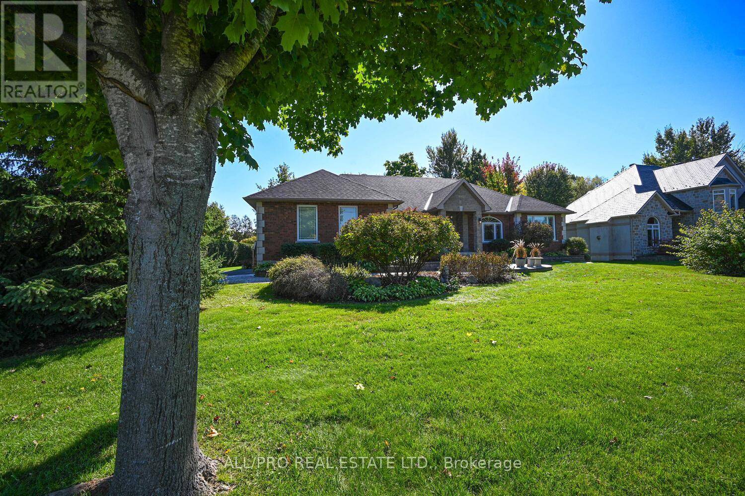 Ottawa, ON K4P1R4,1238 TINTERN DRIVE W