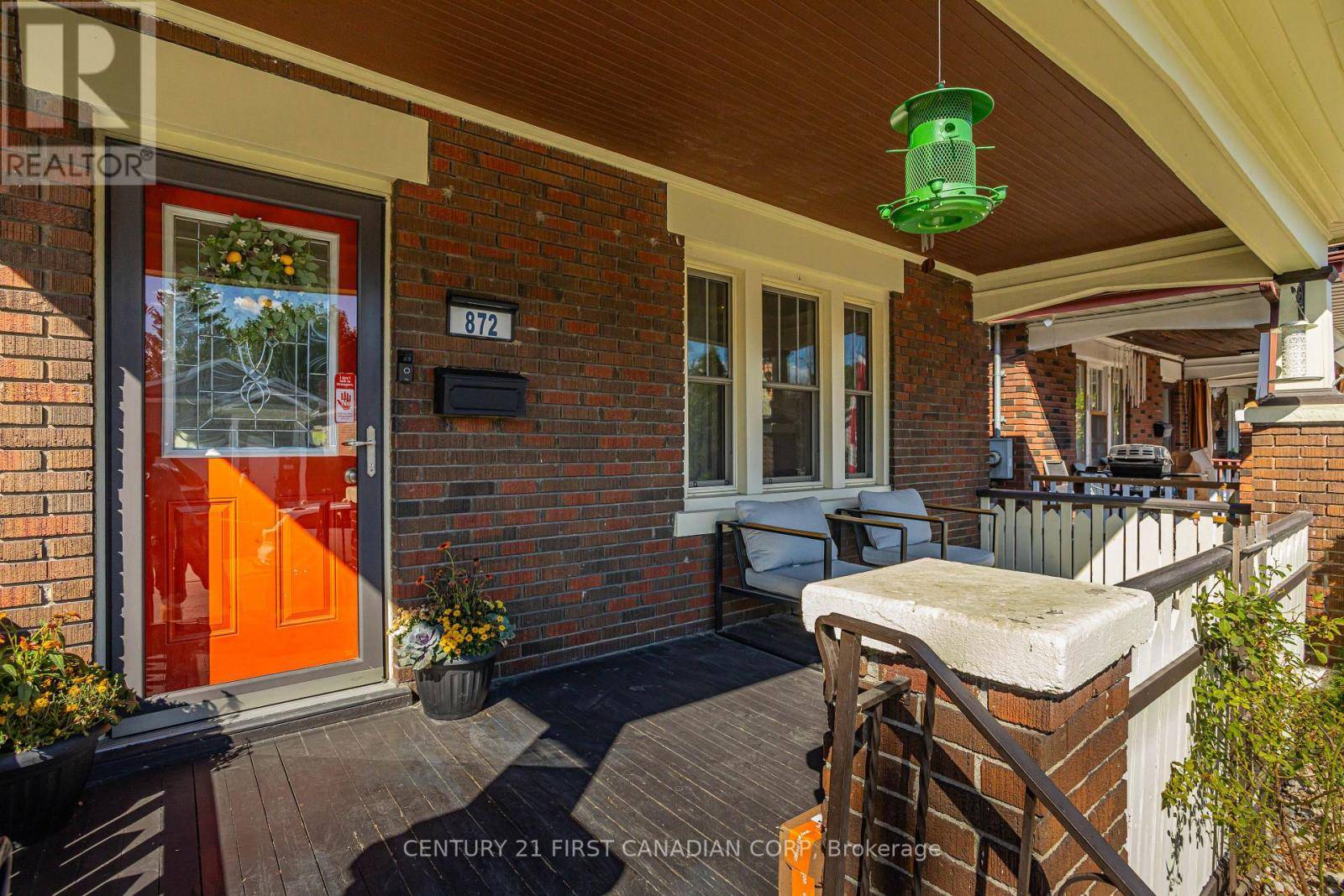 London East (east L), ON N5Z1N5,872 LOVETT STREET