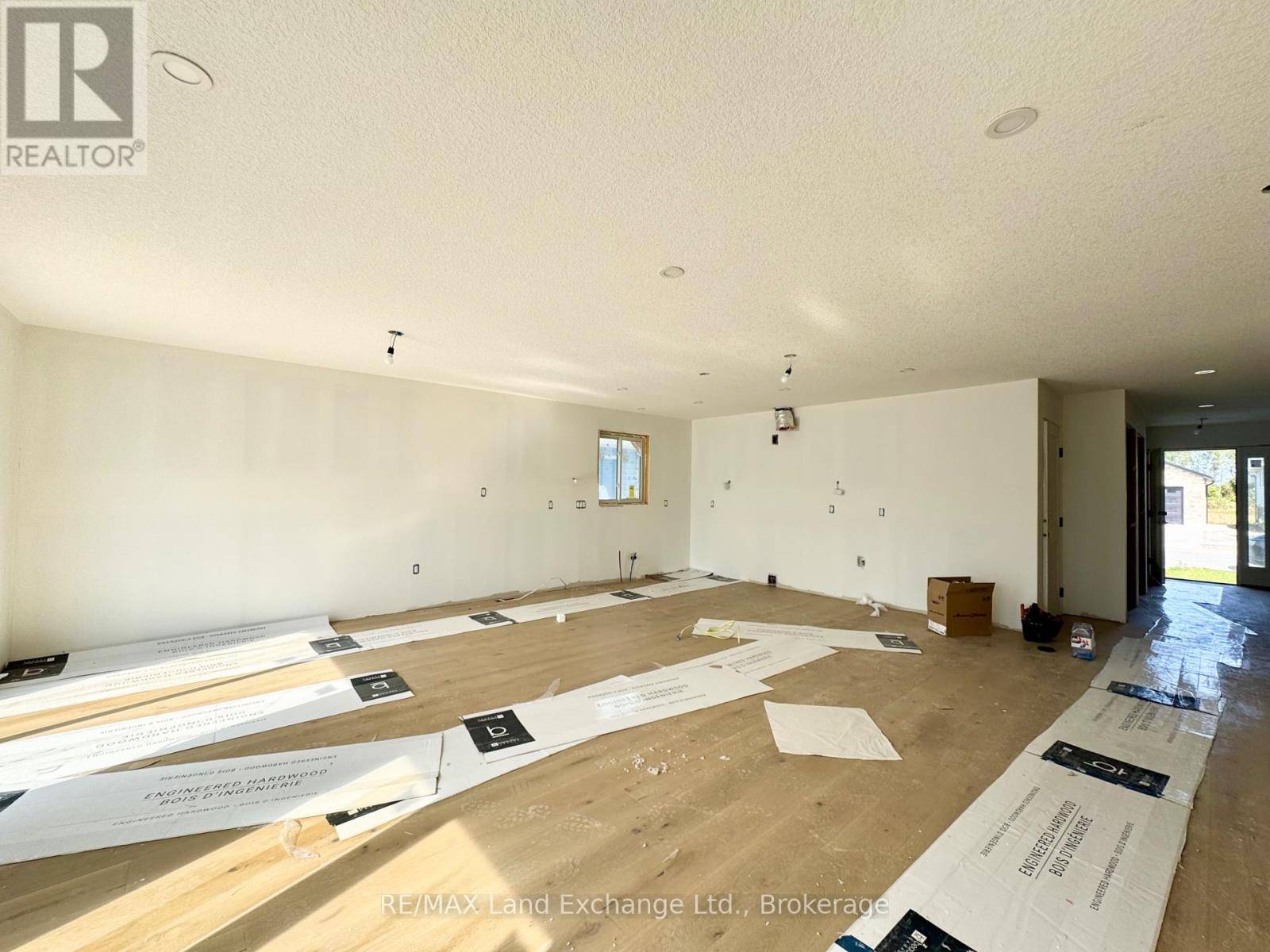 Saugeen Shores, ON N0H2C3,448 BURNSIDE STREET