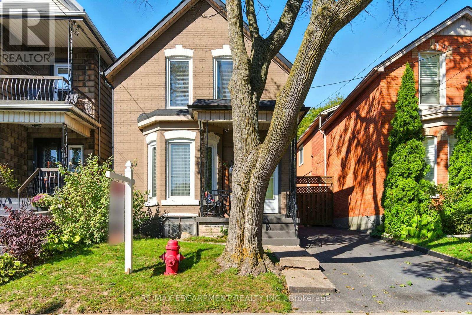 Hamilton (north End), ON L8L4V1,487 CATHARINE STREET N