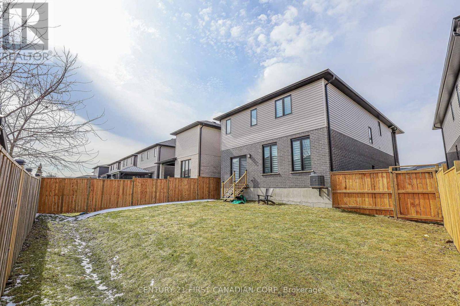 London South (south W), ON N6L0A3,3436 EMILYCARR LANE