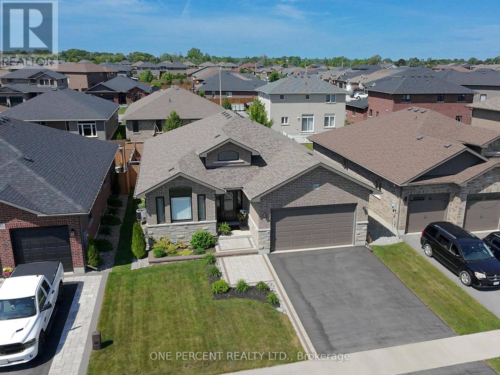 Belleville (thurlow Ward), ON K8N0J1,88 ESSEX DRIVE