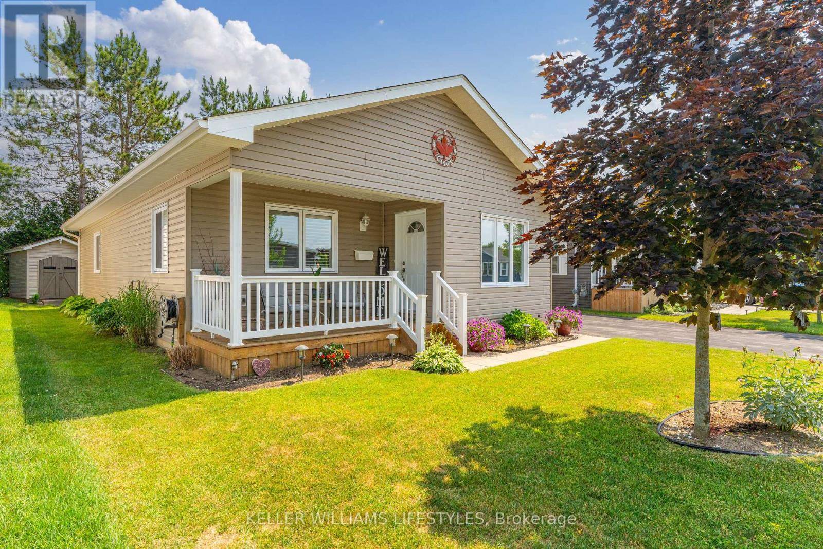 Strathroy-caradoc (se), ON N7G0C5,32 BOND STREET