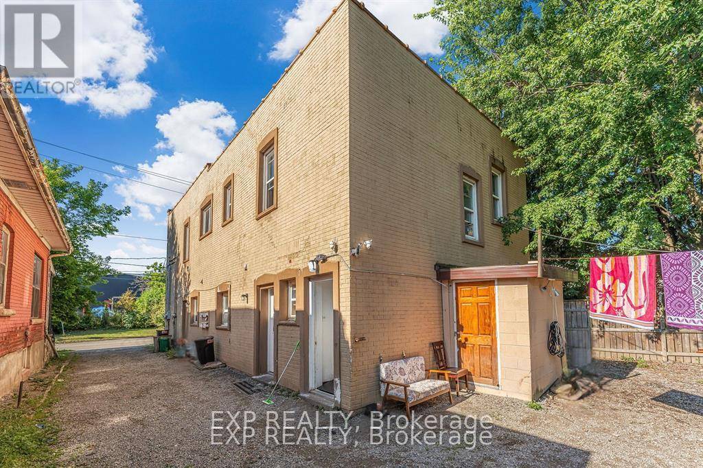 Niagara Falls (downtown), ON L2E2Y7,4553 FERGUSON STREET