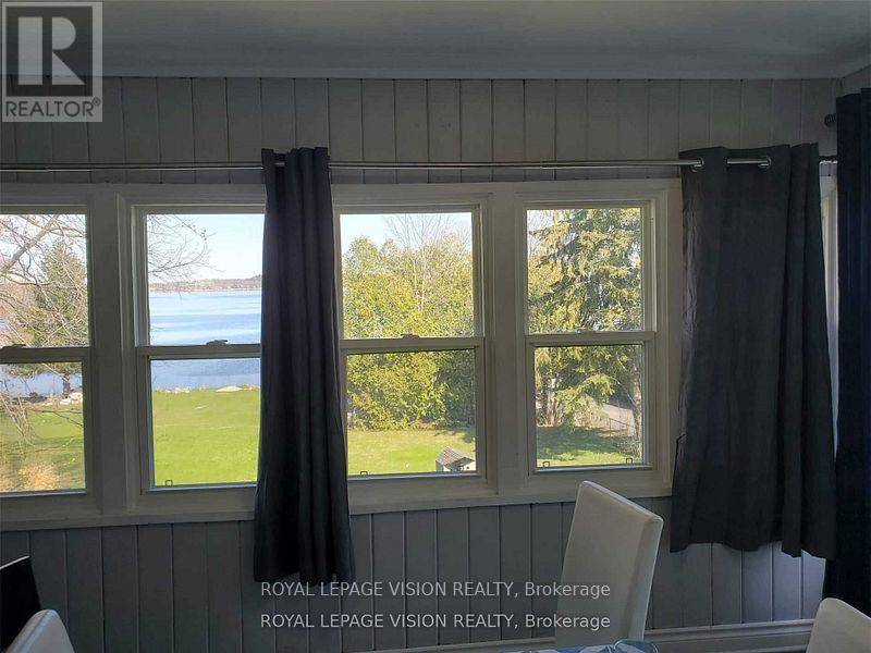 Tweed (tweed (village)), ON K0K3J0,237 VICTORIA STREET S