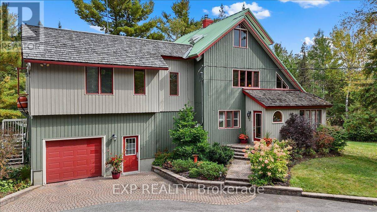 Ottawa, ON K0A1L0,182 SPRUCE RIDGE ROAD